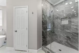 33014 Grove Park Dr, Waller, TX 77484 - Photo 21