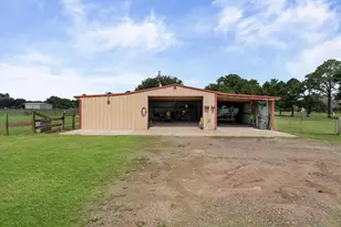 33014 Grove Park Dr, Waller, TX 77484 - Photo 37