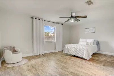 16706 Schooners Way, Friendswood, TX 77546 - Photo 5