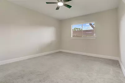 16706 Schooners Way, Friendswood, TX 77546 - Photo 9