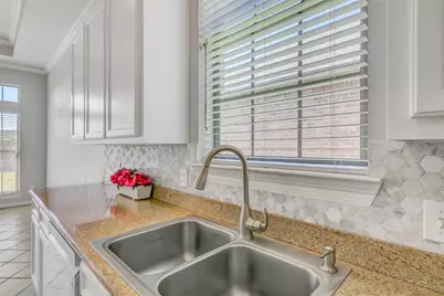 3565 Grayson Lane, Beaumont, TX 77713 - Photo 11