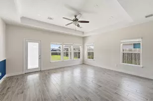 20023 Poppy Hills Ln, Cleveland, TX 77327 - Photo 11
