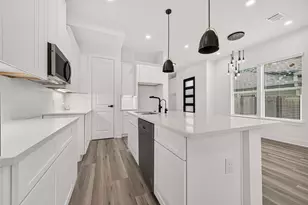 6723 Burkett St., Houston, TX 77021 - Photo 9