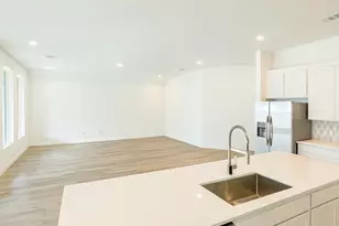 2426 Peach Oak Xing, Manvel, TX 77578 - Photo 3