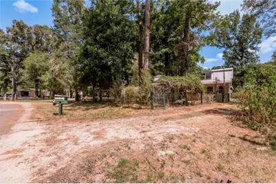 8 Creek Road, Huntsville, TX 77320 - Photo 35