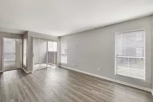 11715 S Glen Dr, Houston, TX 77099 - Photo 17