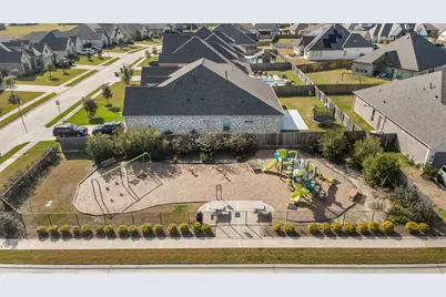 11802 Autumn Leaf Drive, Mont Belvieu, TX 77535 - Photo 35
