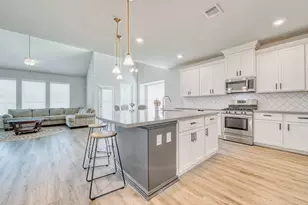 11802 Autumn Leaf Dr, Mont Belvieu, TX 77535 - Photo 5