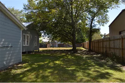 110 Cedar Street, Highlands, TX 77562 - Photo 19