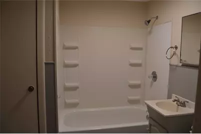 110 Cedar Street, Highlands, TX 77562 - Photo 5