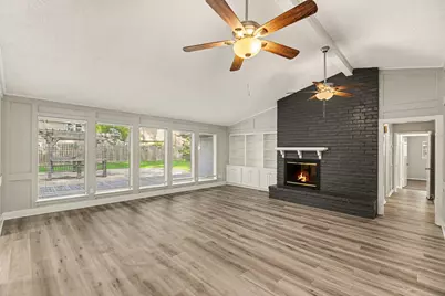 12614 Rocky Hill Drive, Houston, TX 77066 - Photo 5