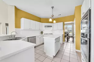 3612 W Pine Orchard Dr, Pearland, TX 77581 - Photo 13