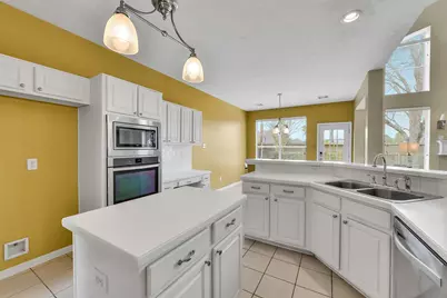 3612 W Pine Orchard Drive, Pearland, TX 77581 - Photo 15