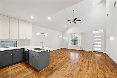 904 James Street, Houston, TX 77009 - Photo 7
