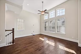 8306 Ginger Oak St, Houston, TX 77055 - Photo 7