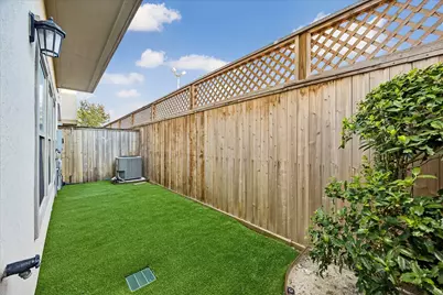 8306 Ginger Oak Street, Houston, TX 77055 - Photo 25