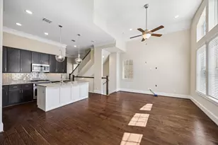 8306 Ginger Oak St, Houston, TX 77055 - Photo 9