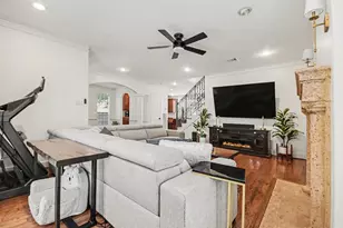 1470 Springrock Ln, Houston, TX 77055 - Photo 5