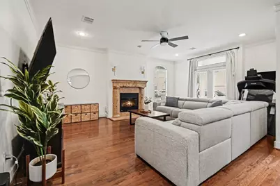 1470 Springrock Lane #6, Houston, TX 77055 - Photo 3