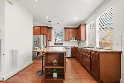 1470 Springrock Lane #6, Houston, TX 77055 - Photo 7