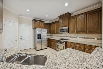 1113 Peden Street #B, Houston, TX 77006 - Photo 5