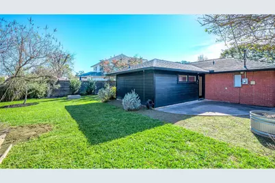 4518 Viking Drive, Houston, TX 77092 - Photo 35