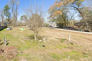 9221 Firnat St, Houston, TX 77016 - Photo 1