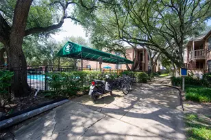 2255 Braeswood Park Dr, Houston, TX 77030 - Photo 23