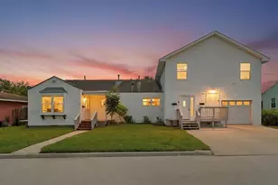 5311 Perry Ave, Galveston, TX 77551 - Photo 1