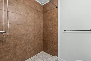 5311 Perry Ave, Galveston, TX 77551 - Photo 27