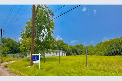 5070 Sunflower Street, Houston, TX 77033 - Photo 5