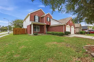 7250 Foxshadows Ln, Humble, TX 77338 - Photo 1