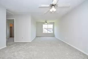 4211 W Meadows Dr, Sugar Land, TX 77479 - Photo 17