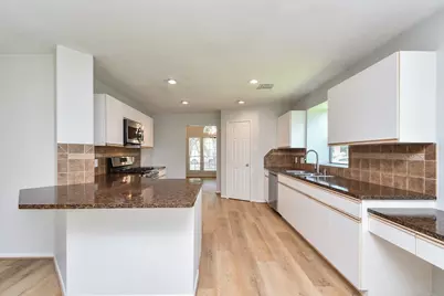 4211 W Meadows Drive, Sugar Land, TX 77479 - Photo 11