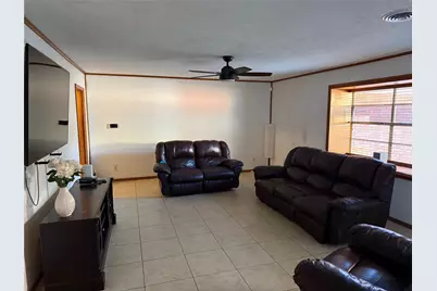 2206 Palomar Street, Baytown, TX 77520 - Photo 5