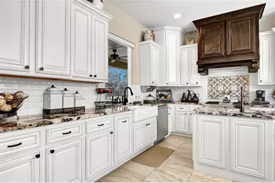 323 Star Lake Drive, Missouri City, TX 77459 - Photo 23