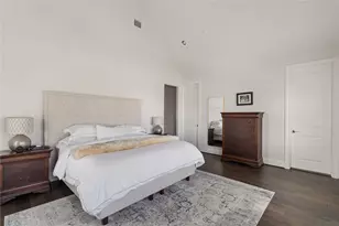 8743 Oak Kolbe Ln, Houston, TX 77080 - Photo 13