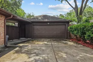 15814 Larkfield Dr, Houston, TX 77059 - Photo 5