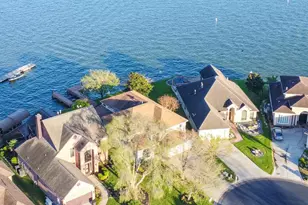 309 Harbor Cir, Montgomery, TX 77356 - Photo 1