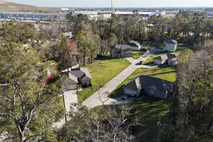 9104 N Green River Dr, Houston, TX 77078 - Photo 5