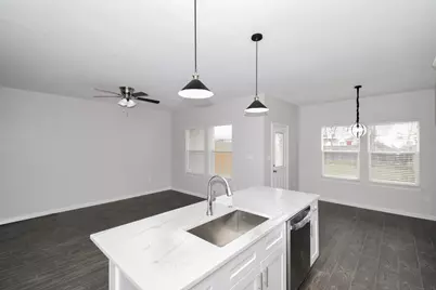 4719 19th Street #D, Bacliff, TX 77518 - Photo 3