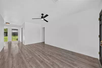 6207 Heron Drive, Houston, TX 77087 - Photo 5