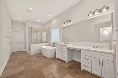 2211 Silverbonnet Street, Houston, TX 77055 - Photo 31