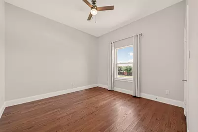 2211 Silverbonnet Street, Houston, TX 77055 - Photo 21