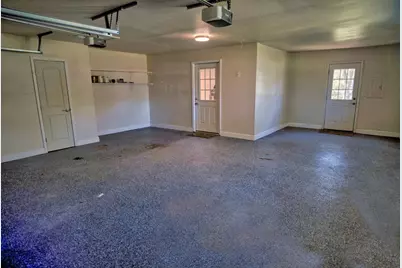 319 Buffalo Trail, Lake Jackson, TX 77566 - Photo 25