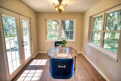 319 Buffalo Trail, Lake Jackson, TX 77566 - Photo 5