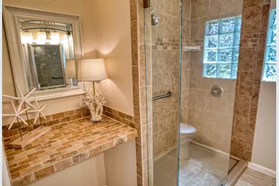 319 Buffalo Trail, Lake Jackson, TX 77566 - Photo 17