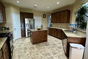 3212 El Camino St, Bay City, TX 77414 - Photo 15