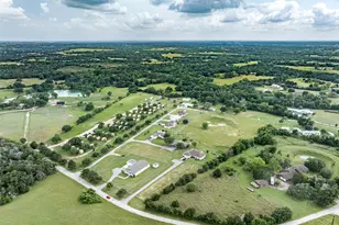 319 O'Malley Rd, Brenham, TX 77833 - Photo 3