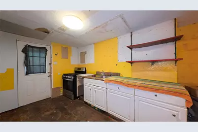 7002 Avenue Q 1/2, Galveston, TX 77551 - Photo 7